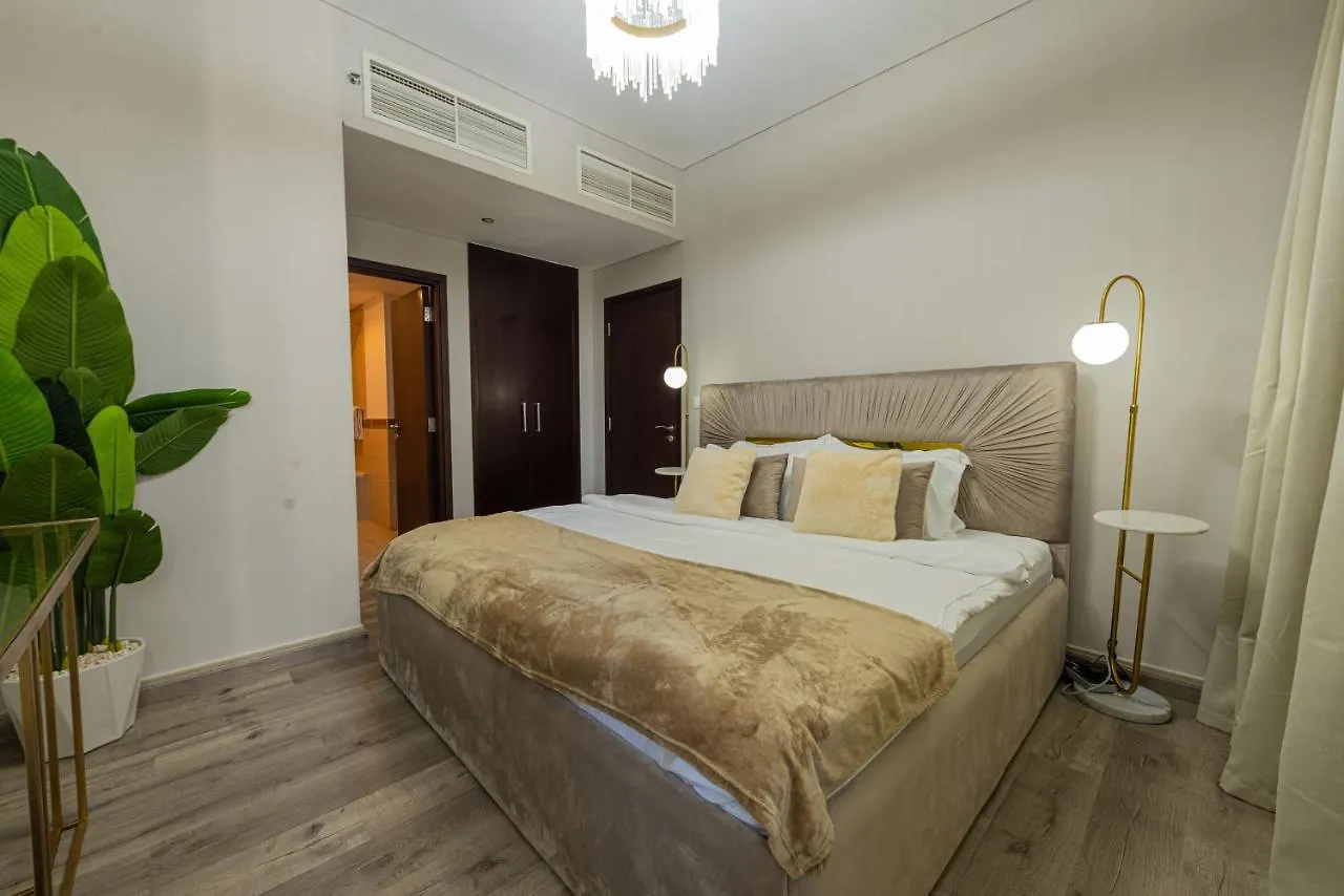First Class 2Br With Full Burj Khalifa And Fountain View Dubai Daire