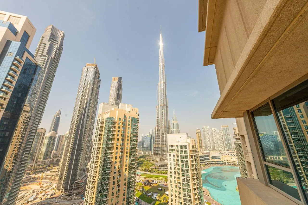 First Class 2Br With Full Burj Khalifa And Fountain View Dubai Daire