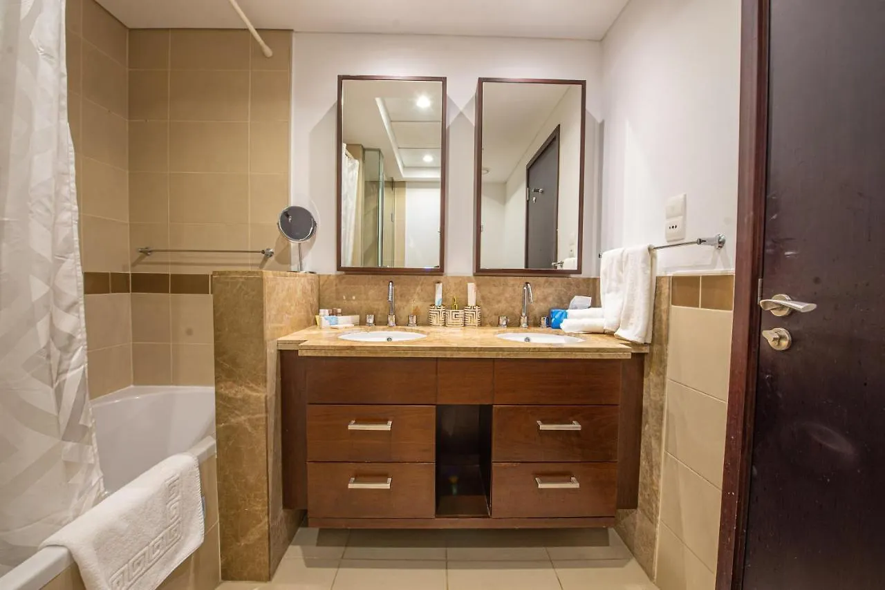 First Class 2Br With Full Burj Khalifa And Fountain View Dubai