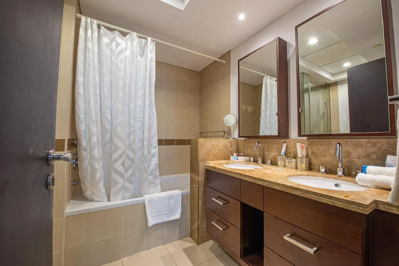 Daire First Class 2Br With Full Burj Khalifa And Fountain View Dubai Birleşik Arap Emirlikleri